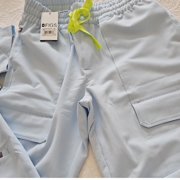 Light Blue Set - Picture 3 of 5